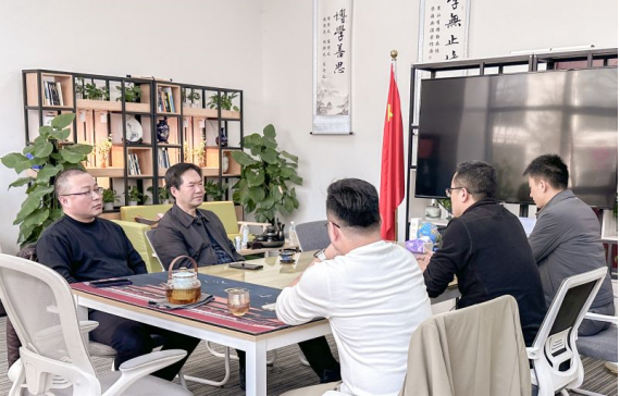 中科院昆明分院党组书记、院长周杰一行莅临摇橹船科技考察指导
